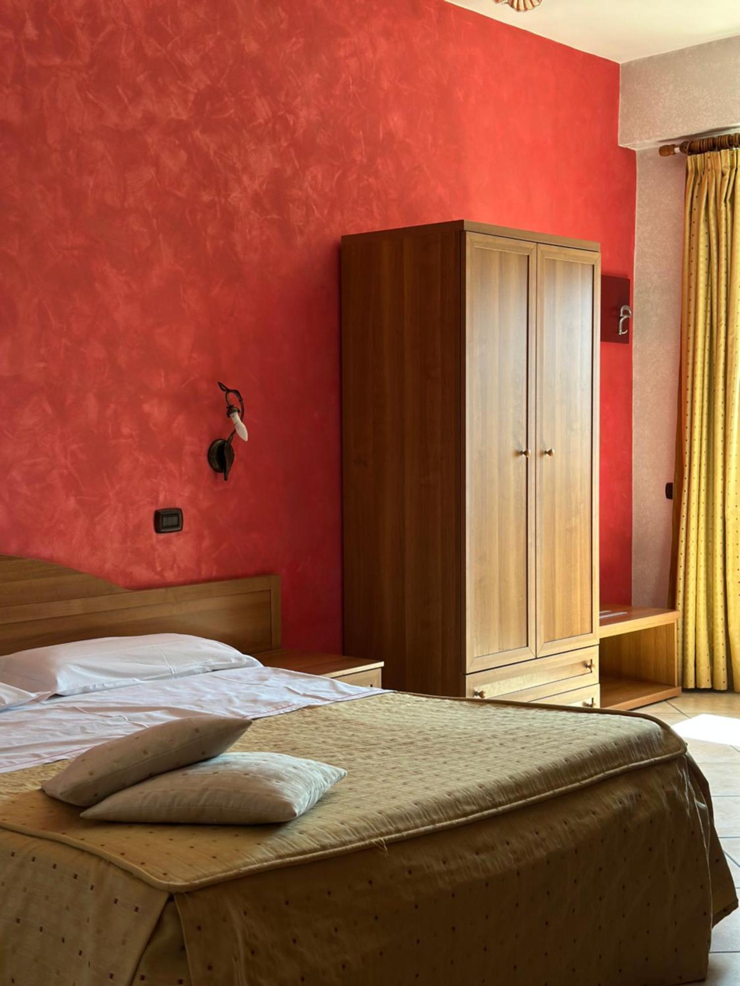 Hotel Il Giardino Degli Aranci Nola Εξωτερικό φωτογραφία