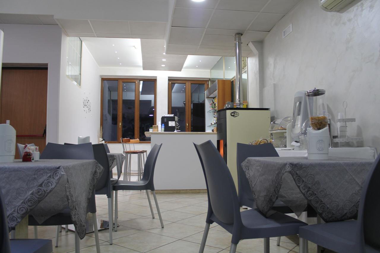 Hotel Il Giardino Degli Aranci Nola Εξωτερικό φωτογραφία